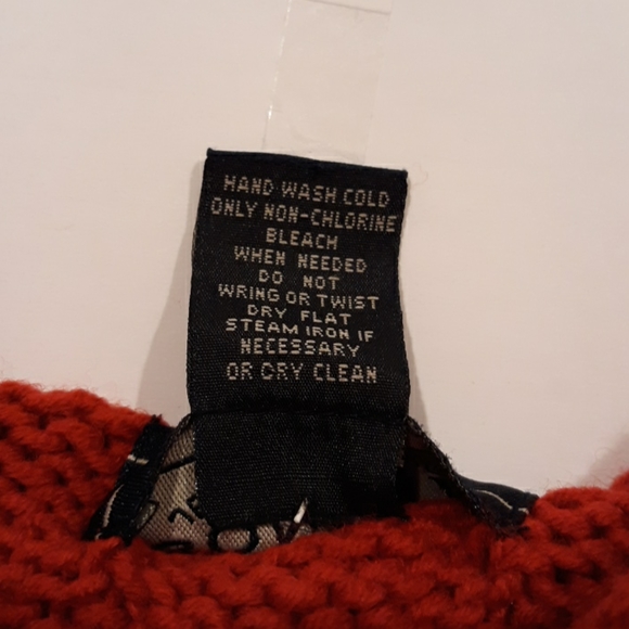 Red snowflake design sweater by Sonoma Size Large - Picture 12 of 12